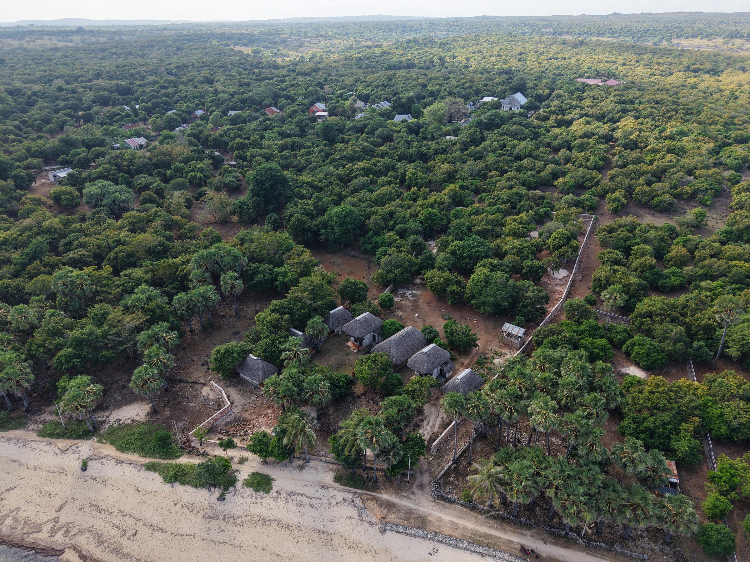 Aerial view of the surrounding Sedeoen neighbourhood and its villas